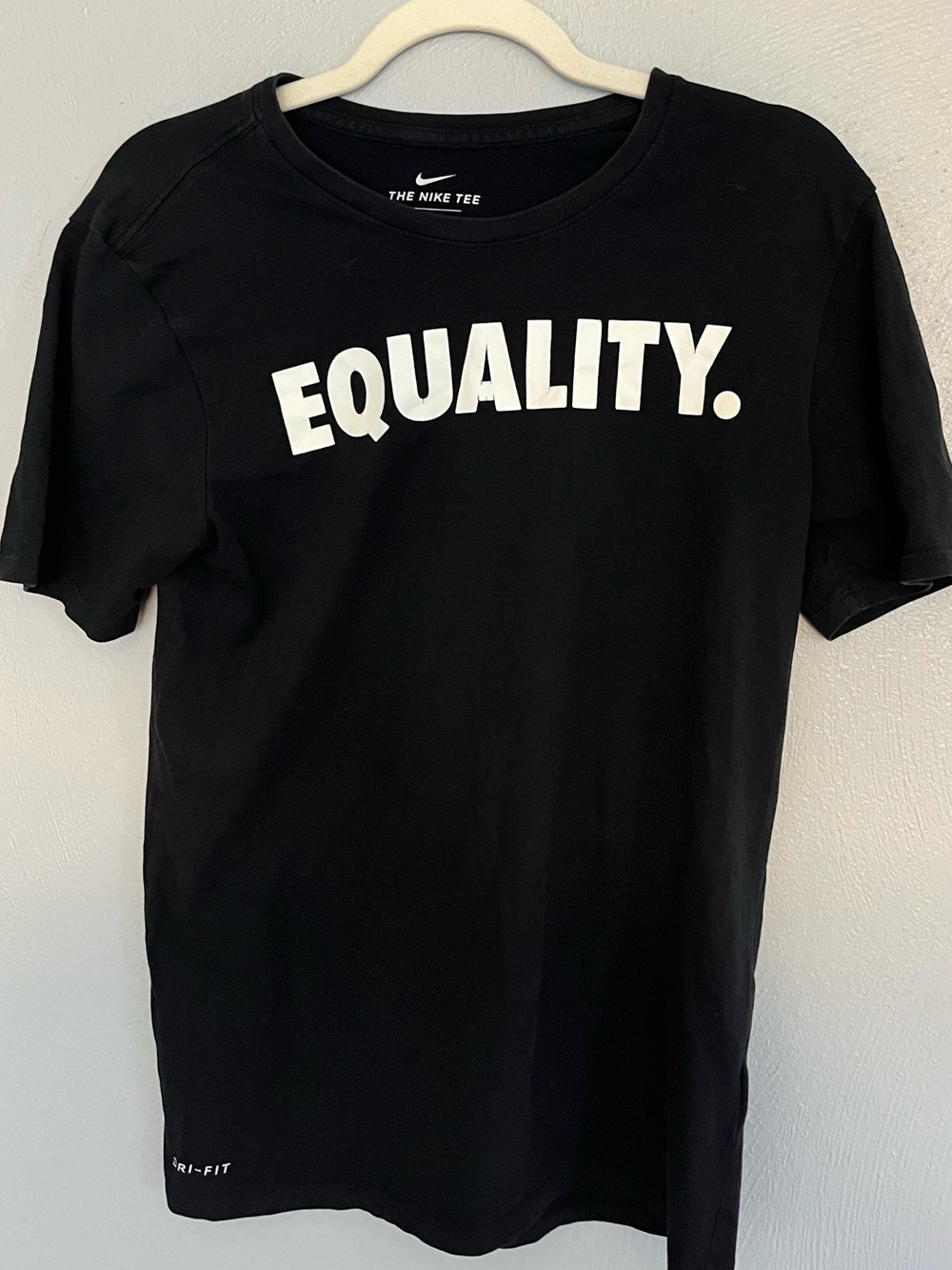 Nike Equality Dri-FIT Black Graphic Tee Size Small Athletic Fit Shirt